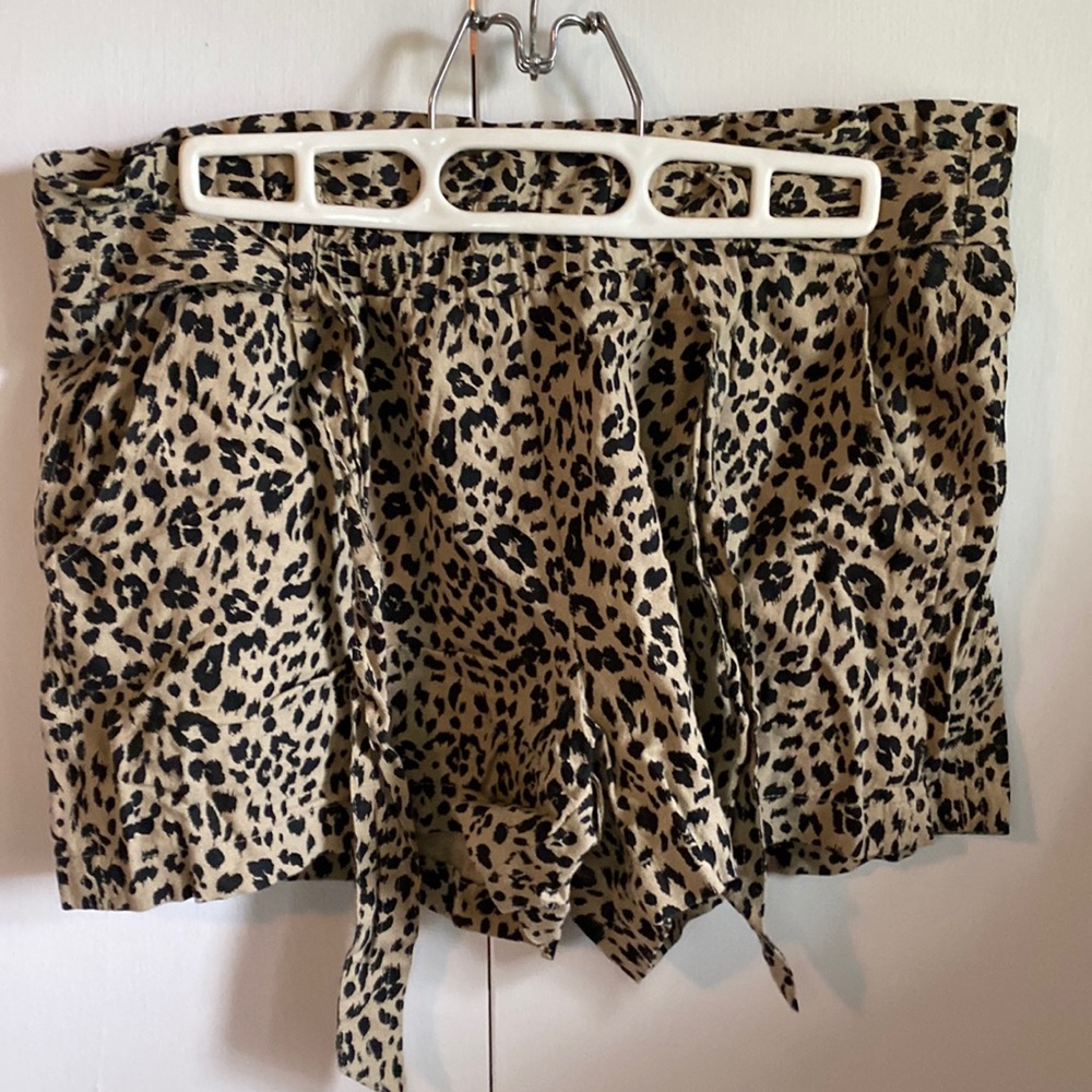 JOLT leopard print shorts